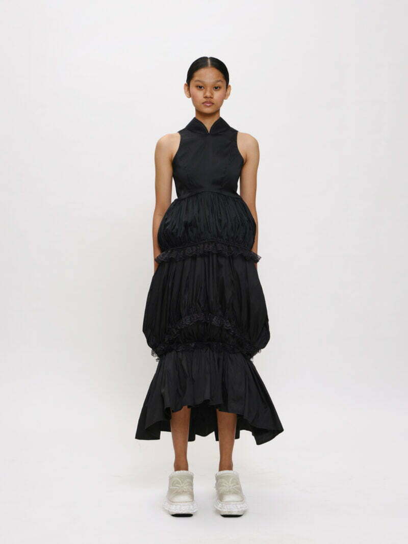 Black Sleeveless Lace-trim Mandarin Collar Top