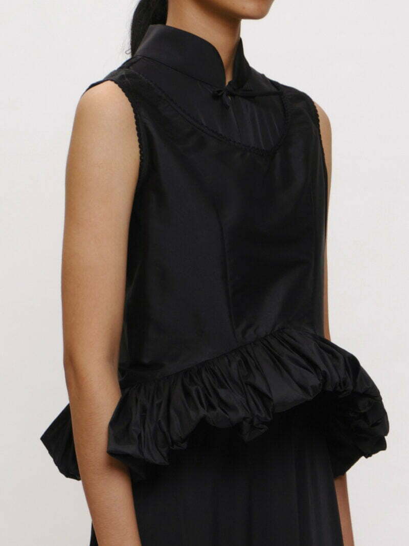 Two-Way Black Round-neck Sleeveless Top
