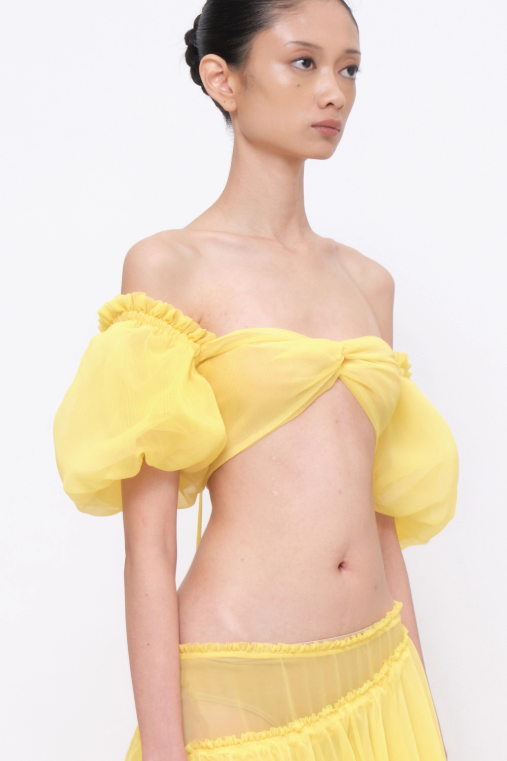 Puff-sleeves Bandeau Light-yellow - Image 2